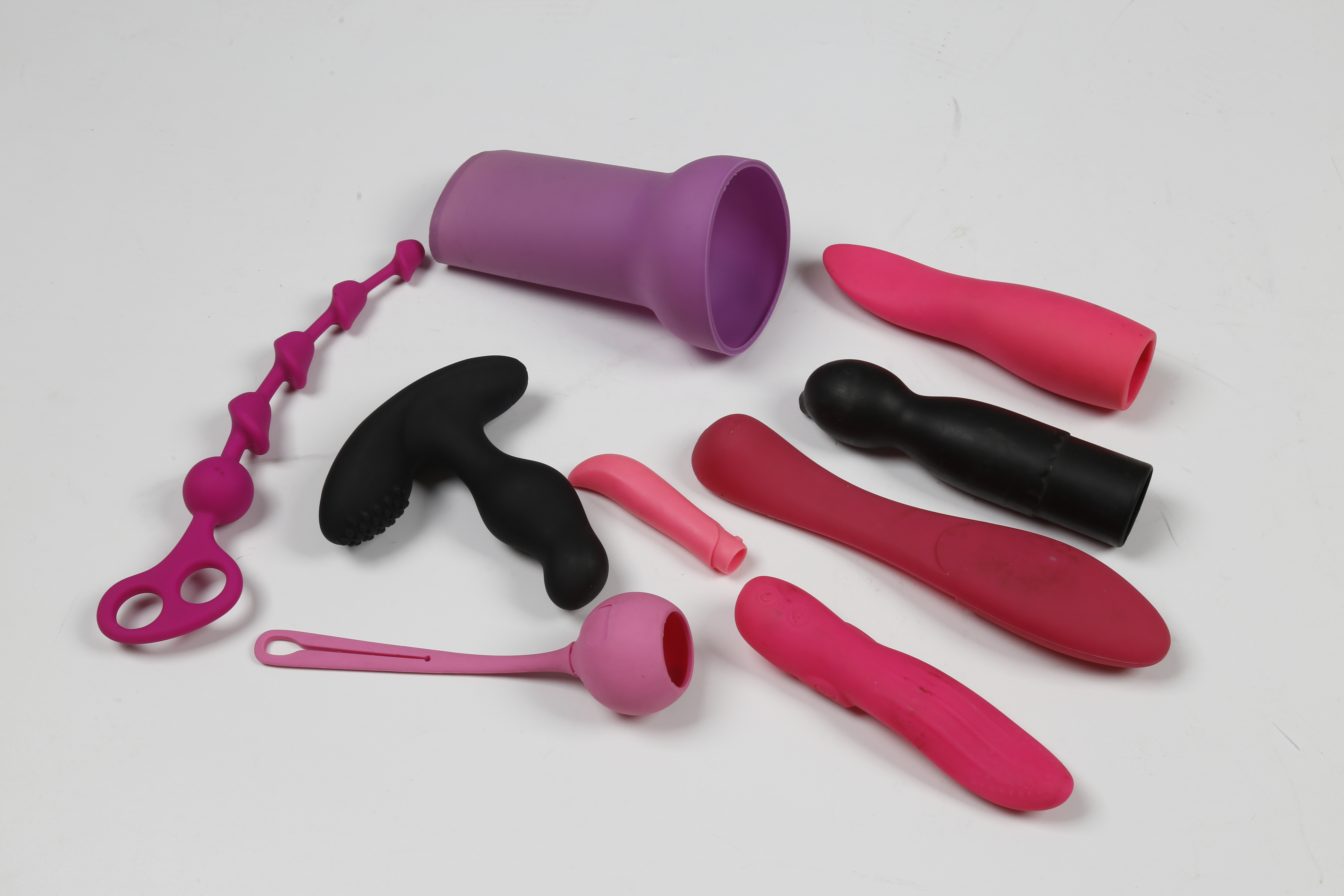 硅胶产品可以染色吗 ?